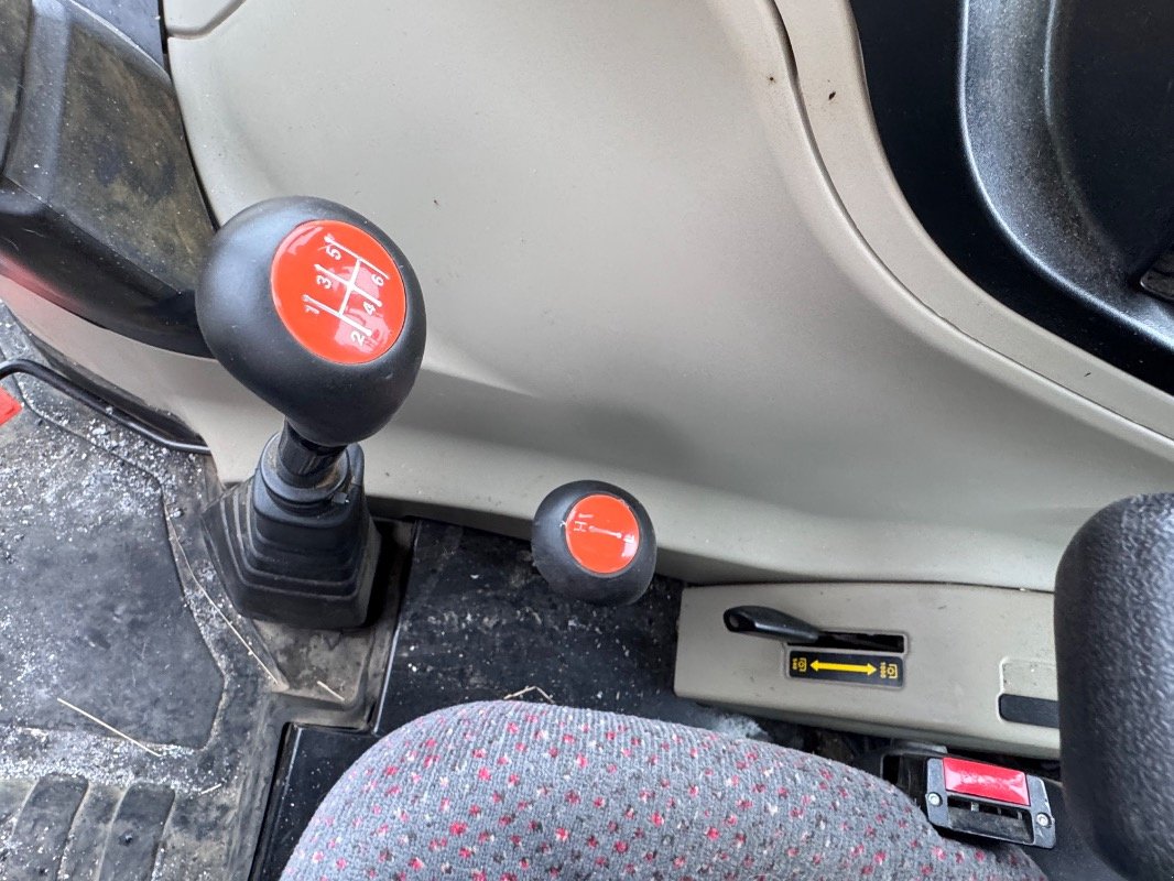 Traktor Türe ait Massey Ferguson 4708, Neumaschine içinde Löwenberger Land (resim 10)