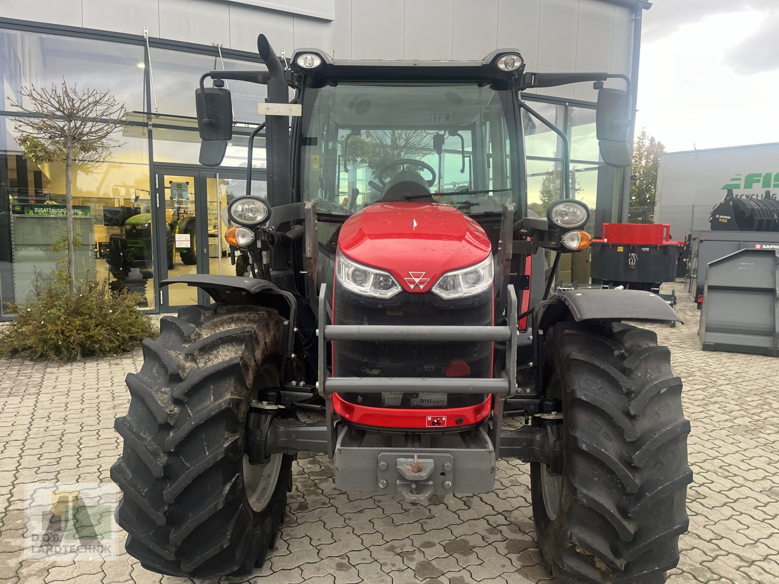 Traktor des Typs Massey Ferguson 4708, Gebrauchtmaschine in Langweid am Lech (Bild 2)