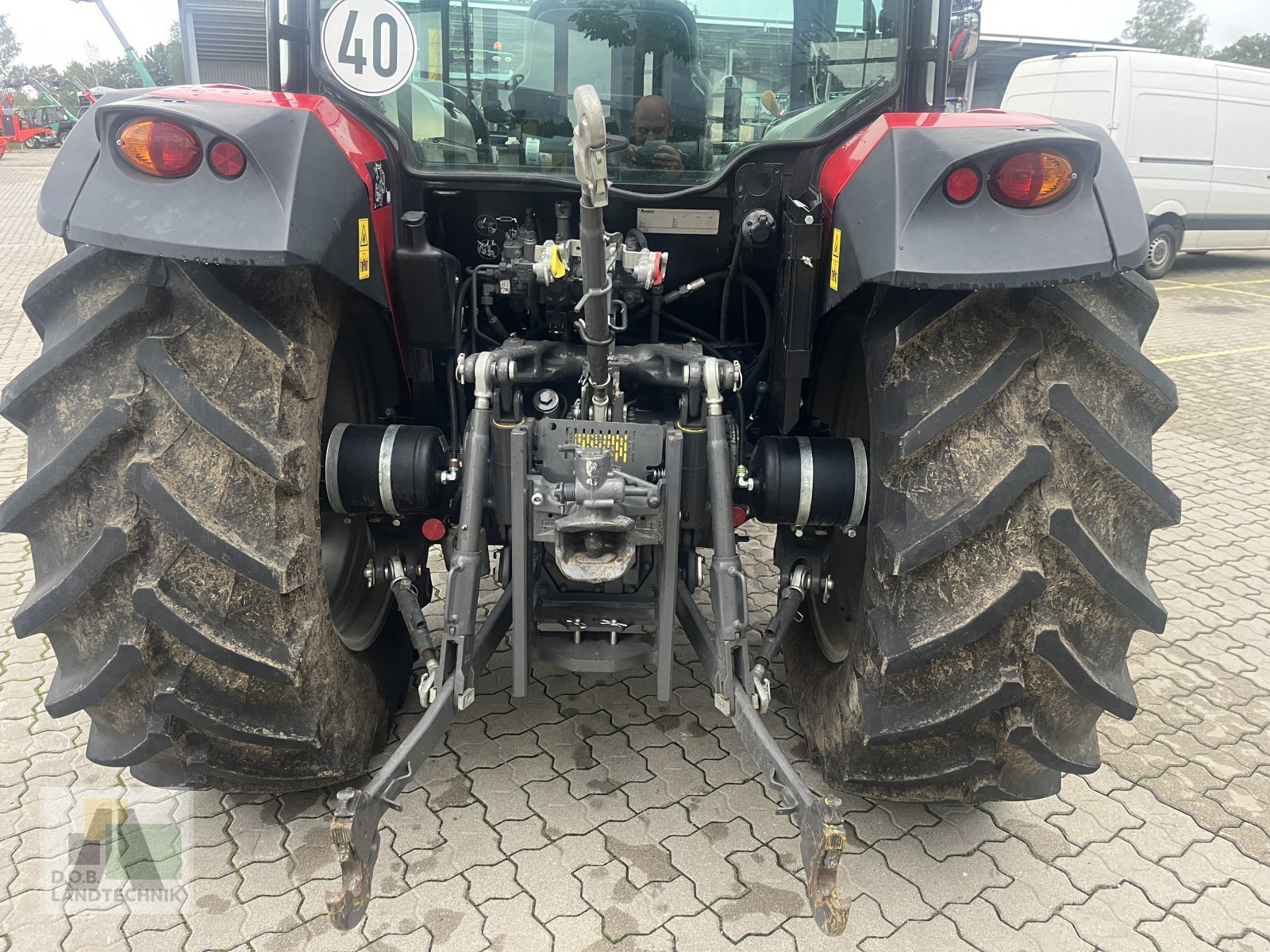 Traktor des Typs Massey Ferguson 4708, Gebrauchtmaschine in Langweid am Lech (Bild 7)
