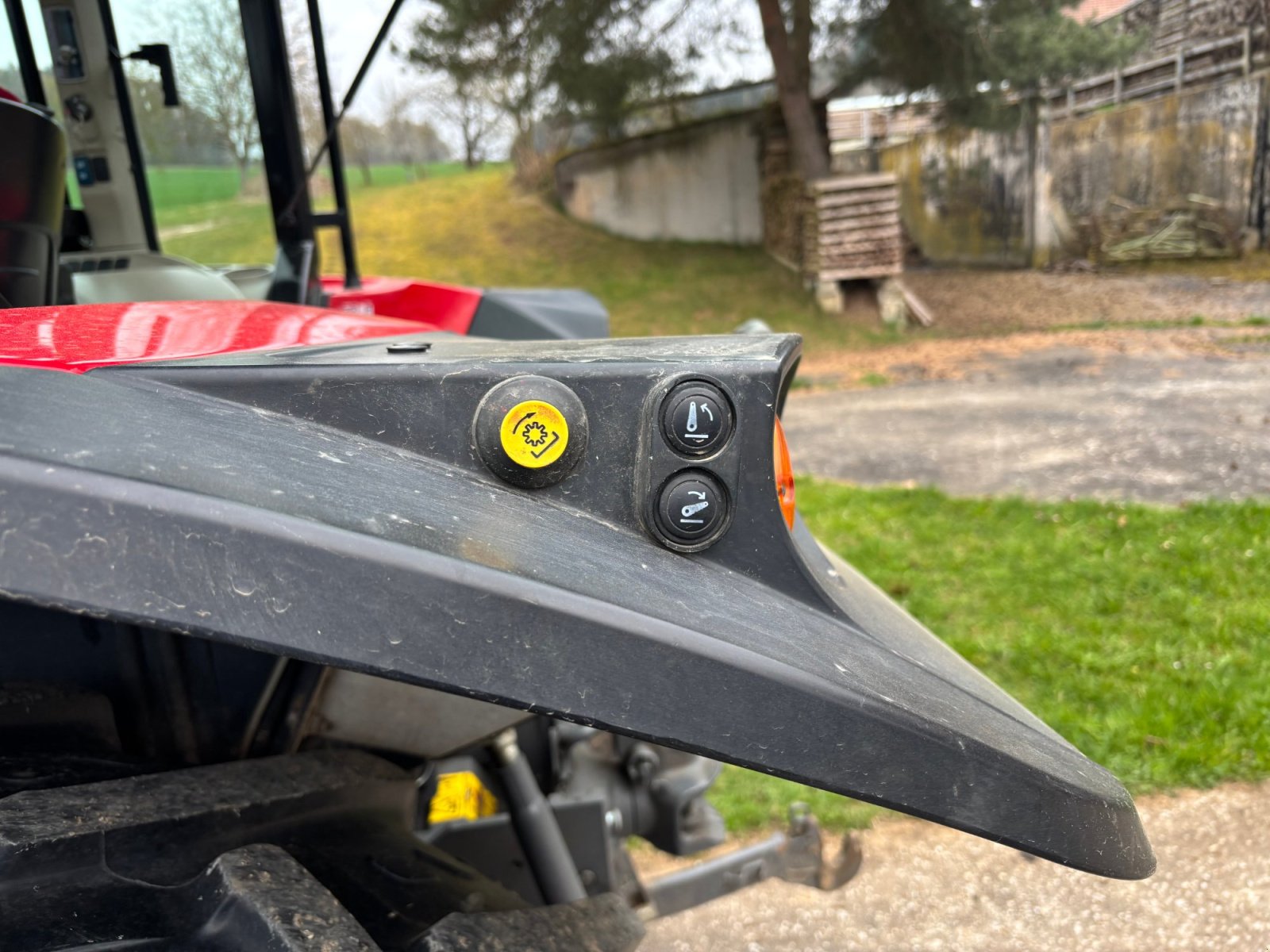 Traktor типа Massey Ferguson 4708, Gebrauchtmaschine в Pemfling (Фотография 8)