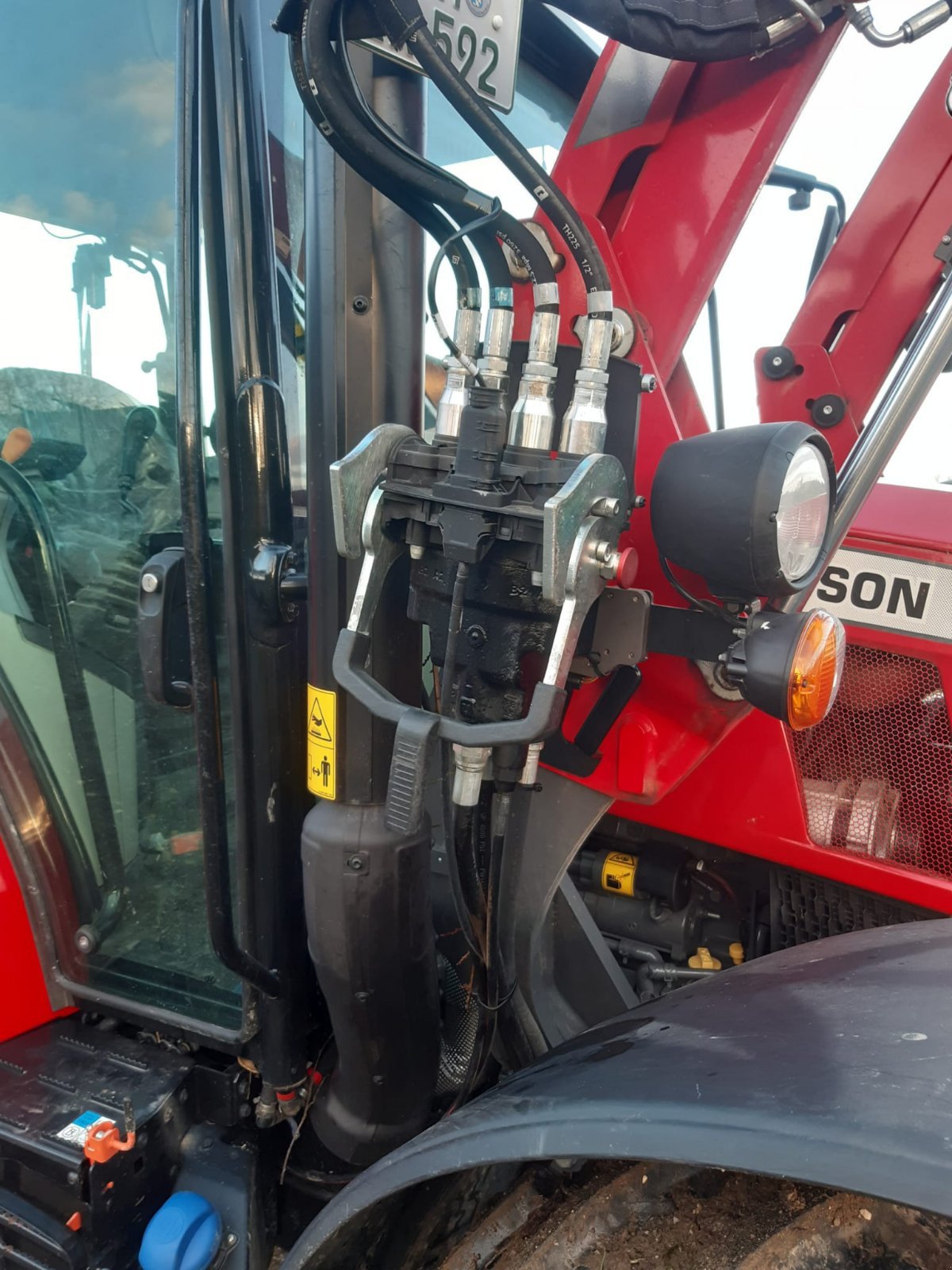 Traktor typu Massey Ferguson 4708, Gebrauchtmaschine v Altomünster  (Obrázek 3)