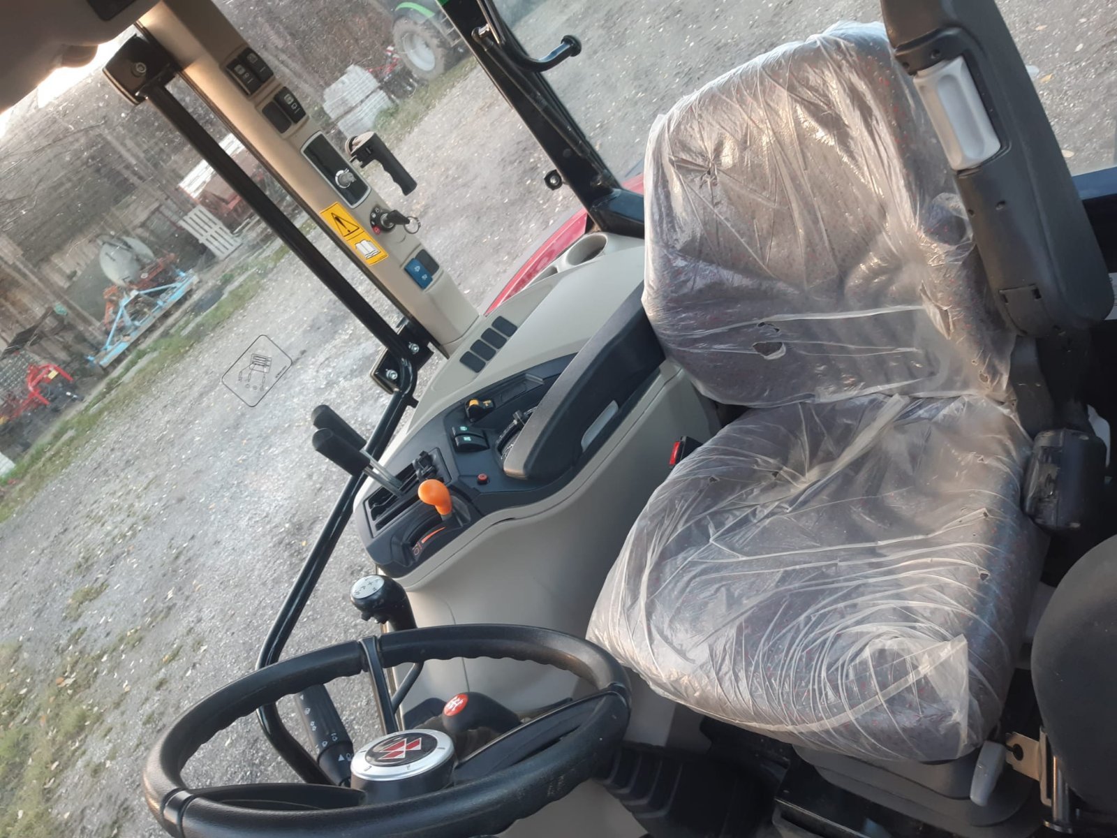 Traktor typu Massey Ferguson 4708, Gebrauchtmaschine v Altomünster  (Obrázek 2)