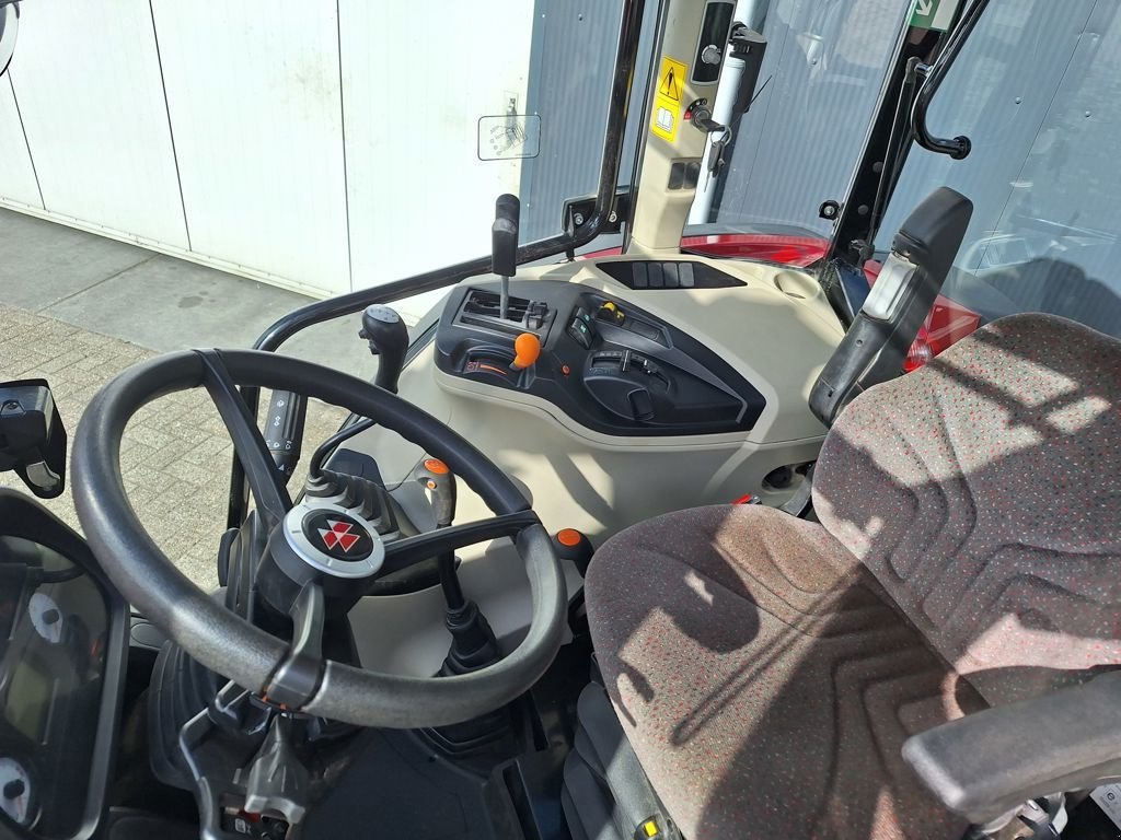 Traktor typu Massey Ferguson 4709 CAB ESSENTIAL, Neumaschine v MARIENHEEM (Obrázek 7)