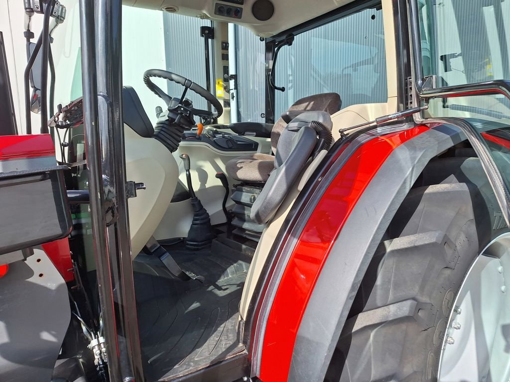 Traktor typu Massey Ferguson 4709 CAB ESSENTIAL, Neumaschine v MARIENHEEM (Obrázek 5)