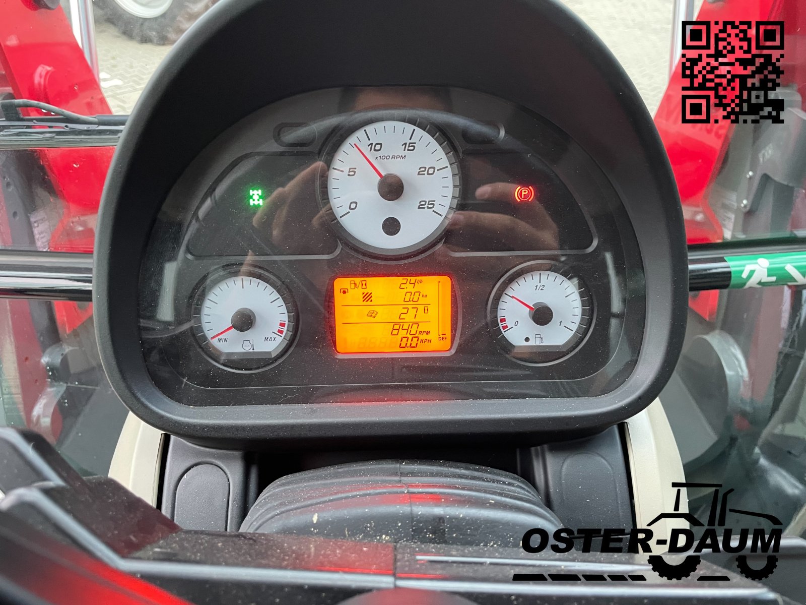 Traktor of the type Massey Ferguson 4709 M 12x12, Neumaschine in Kaisersesch (Picture 14)