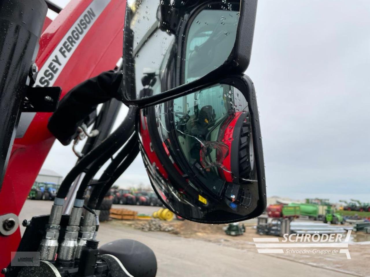 Traktor типа Massey Ferguson 4709 M CAB ESSENTIAL, Gebrauchtmaschine в Wildeshausen (Фотография 21)