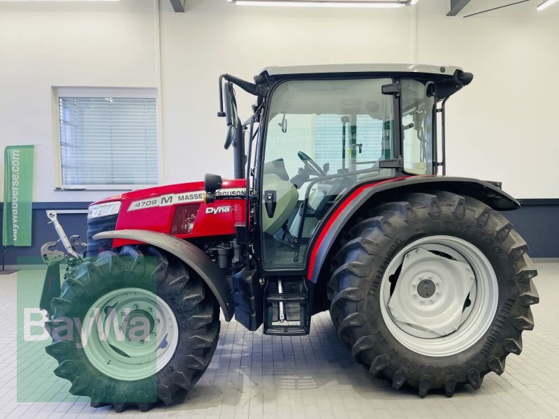Massey Ferguson 4709 M DYNA-2 ESSENTIAL, Gebrauchtmaschine, Baujahr: 2023, Betriebsstunden: 65 Stunden (Bild 10) Traktor des Typs Massey Ferguson 4709 M DYNA-2 ESSENTIAL, Gebrauchtmaschine in Manching (Bild 10)
