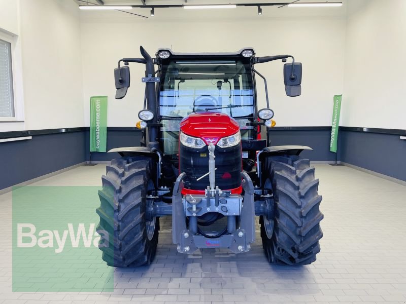 Massey Ferguson 4709 M DYNA-2 ESSENTIAL, Gebrauchtmaschine, Baujahr: 2023, Betriebsstunden: 65 Stunden (Bild 12) Traktor des Typs Massey Ferguson 4709 M DYNA-2 ESSENTIAL, Gebrauchtmaschine in Manching (Bild 12)