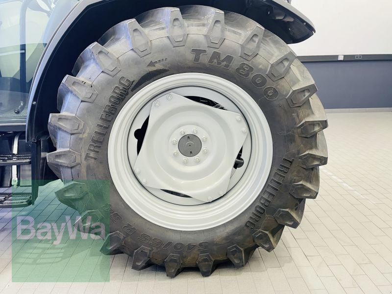 Massey Ferguson 4709 M DYNA-2 ESSENTIAL, Gebrauchtmaschine, Baujahr: 2023, Betriebsstunden: 65 Stunden (Bild 16) Traktor des Typs Massey Ferguson 4709 M DYNA-2 ESSENTIAL, Gebrauchtmaschine in Manching (Bild 16)