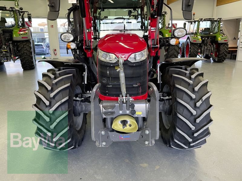 Traktor van het type Massey Ferguson 4709 M DYNA-2 ESSENTIAL, Gebrauchtmaschine in Bamberg (Foto 10)