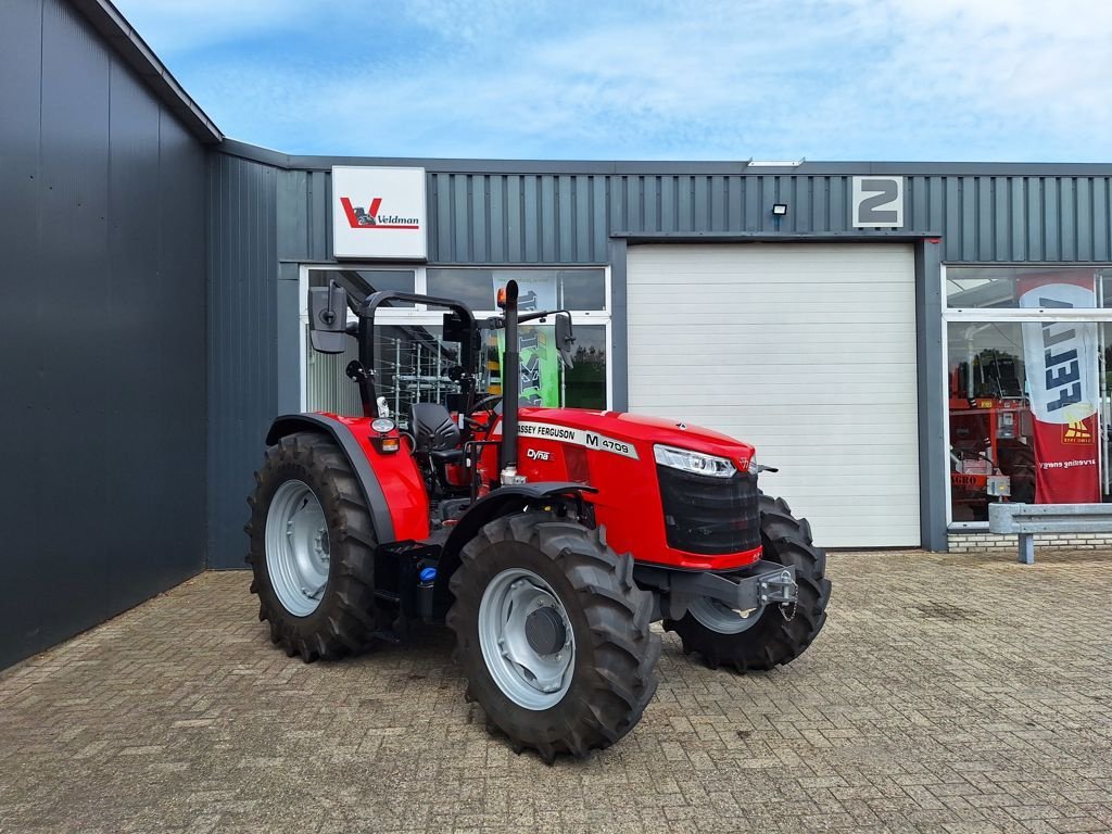 Traktor des Typs Massey Ferguson 4709-M DYNA-2, Neumaschine in MARIENHEEM (Bild 1)