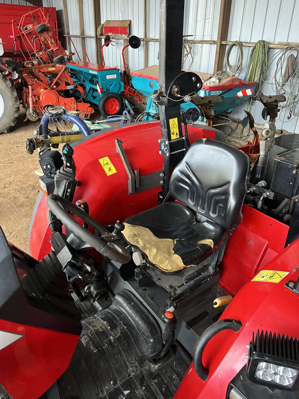 Traktor typu Massey Ferguson 4709, Gebrauchtmaschine v MALESTROIT (Obrázek 11)