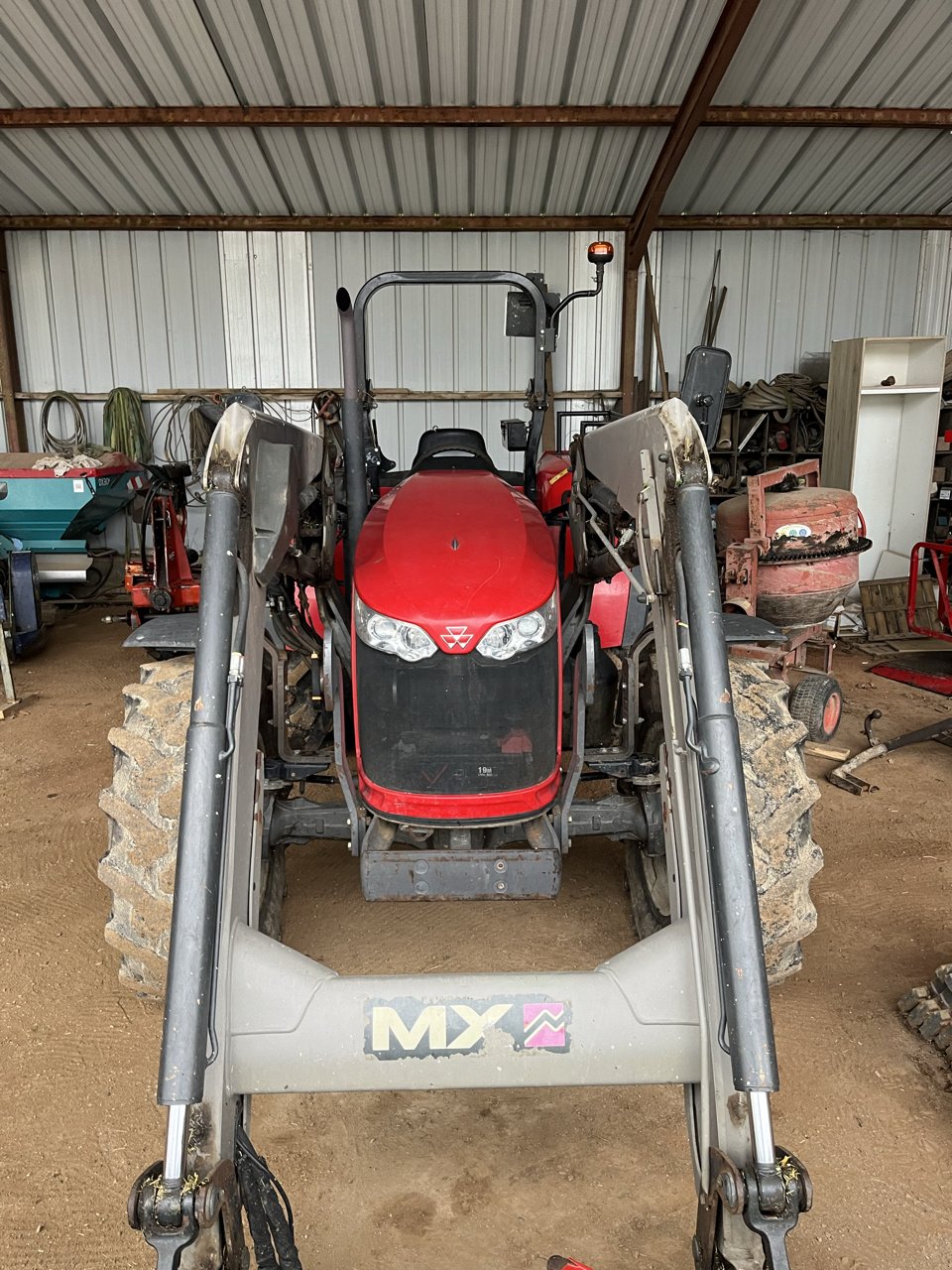 Traktor typu Massey Ferguson 4709, Gebrauchtmaschine v MALESTROIT (Obrázek 10)