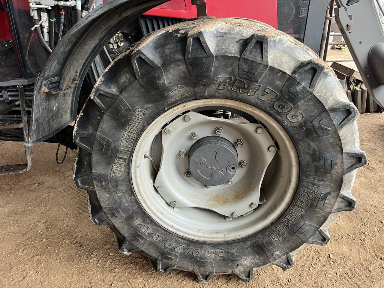 Traktor typu Massey Ferguson 4709, Gebrauchtmaschine v MALESTROIT (Obrázek 8)