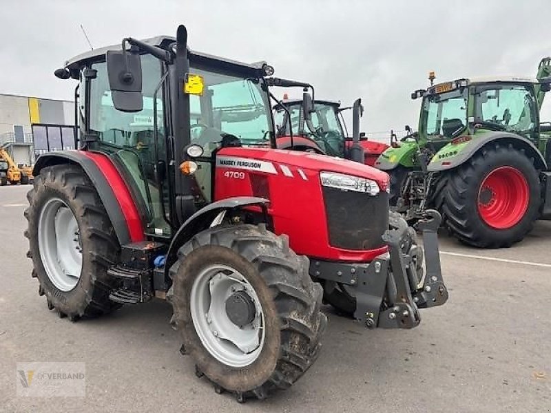 Traktor типа Massey Ferguson 4709, Gebrauchtmaschine в Colmar-Berg (Фотография 2)
