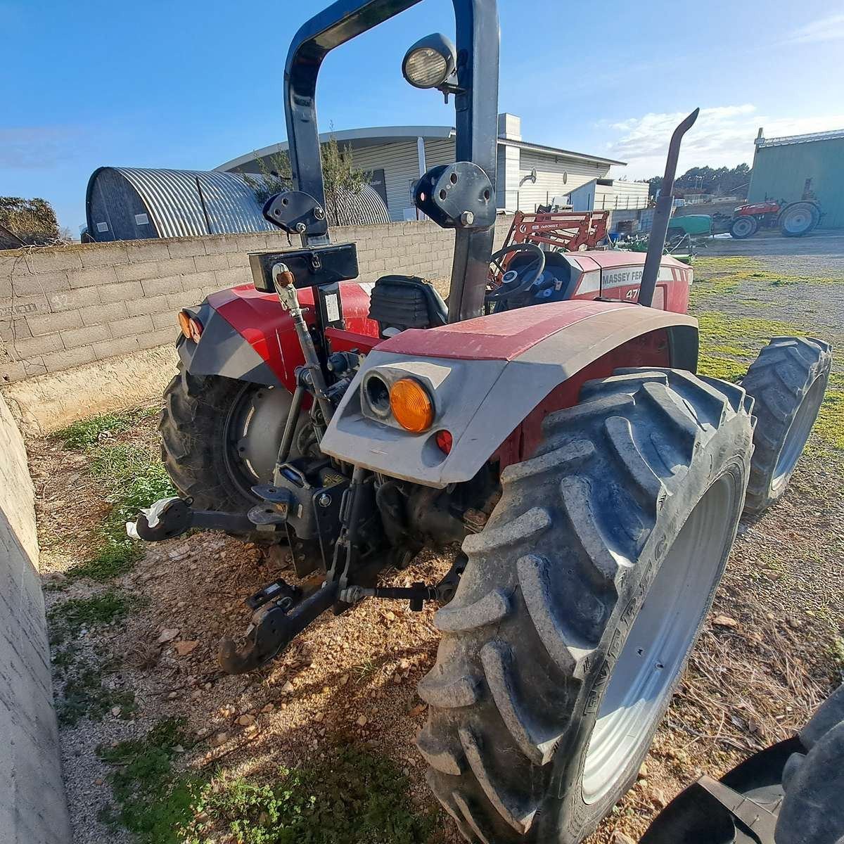Traktor типа Massey Ferguson 4709, Gebrauchtmaschine в UCHAUD (Фотография 5)