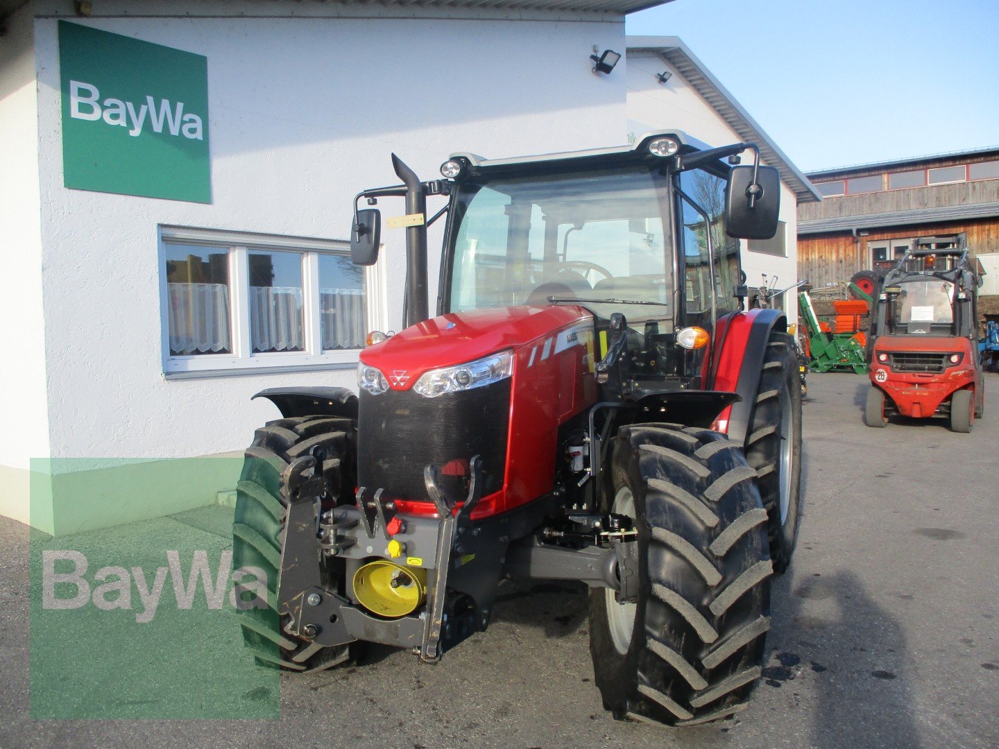 Traktor от тип Massey Ferguson 4709, Gebrauchtmaschine в Schönau b.Tuntenhausen (Снимка 4)