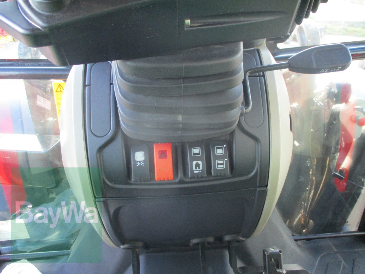 Traktor от тип Massey Ferguson 4709, Gebrauchtmaschine в Schönau b.Tuntenhausen (Снимка 25)