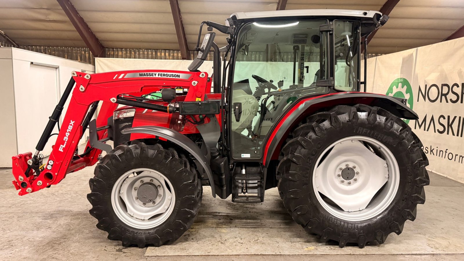 Traktor Türe ait Massey Ferguson 4709, Gebrauchtmaschine içinde Ølen (resim 2)