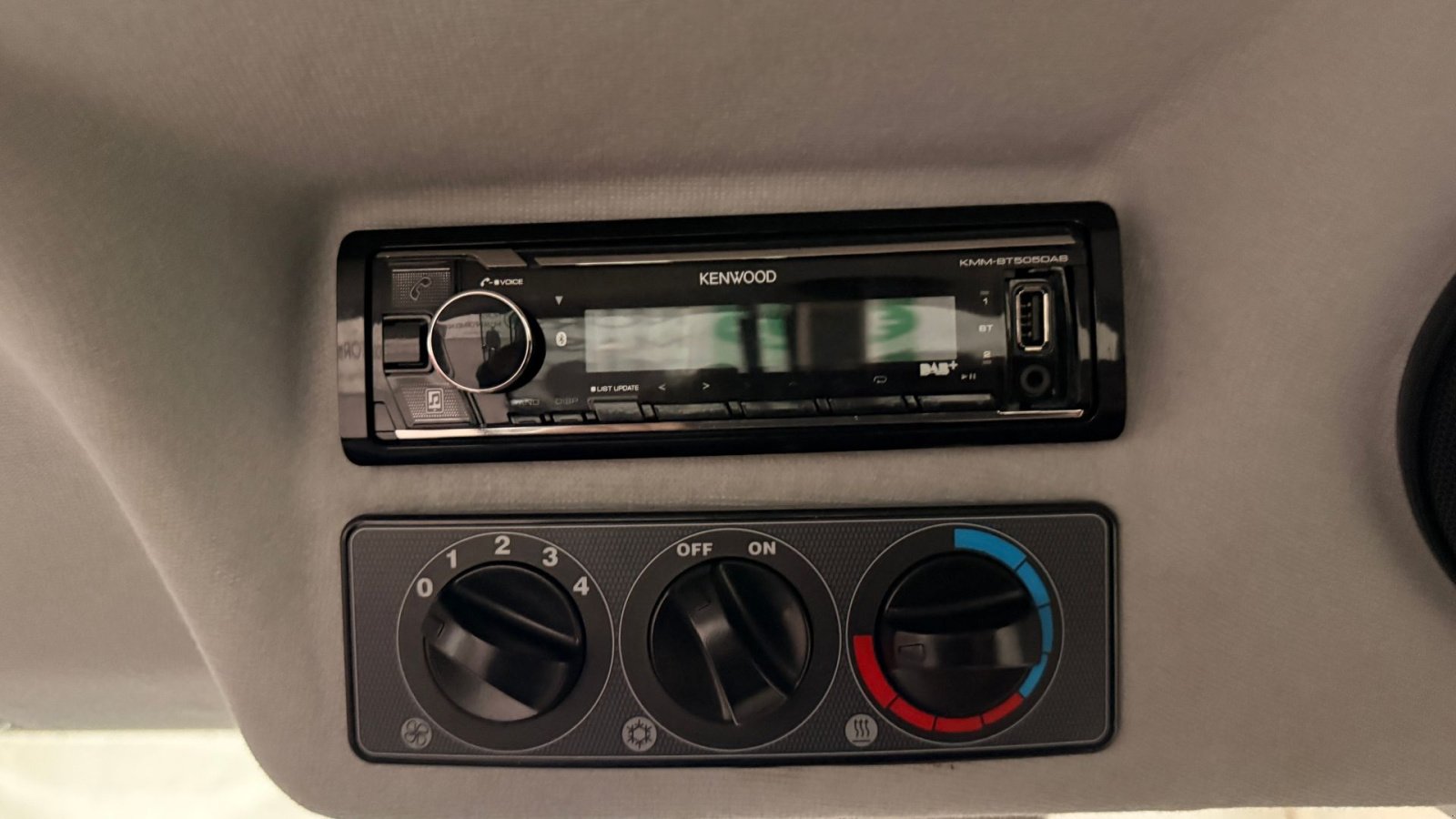 Traktor Türe ait Massey Ferguson 4709, Gebrauchtmaschine içinde Ølen (resim 16)