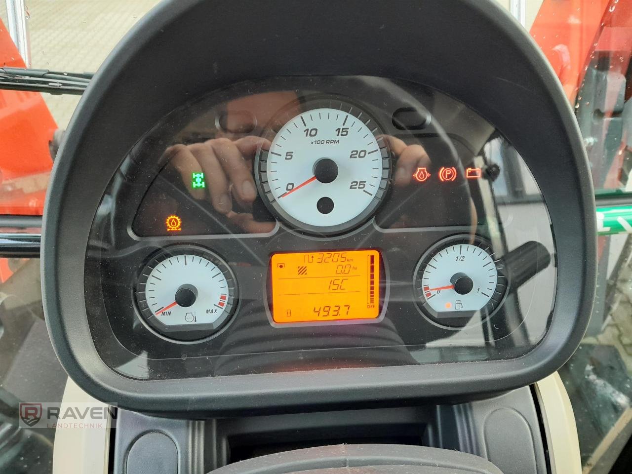 Traktor of the type Massey Ferguson 4709M Cab, Gebrauchtmaschine in Sulingen (Picture 13)