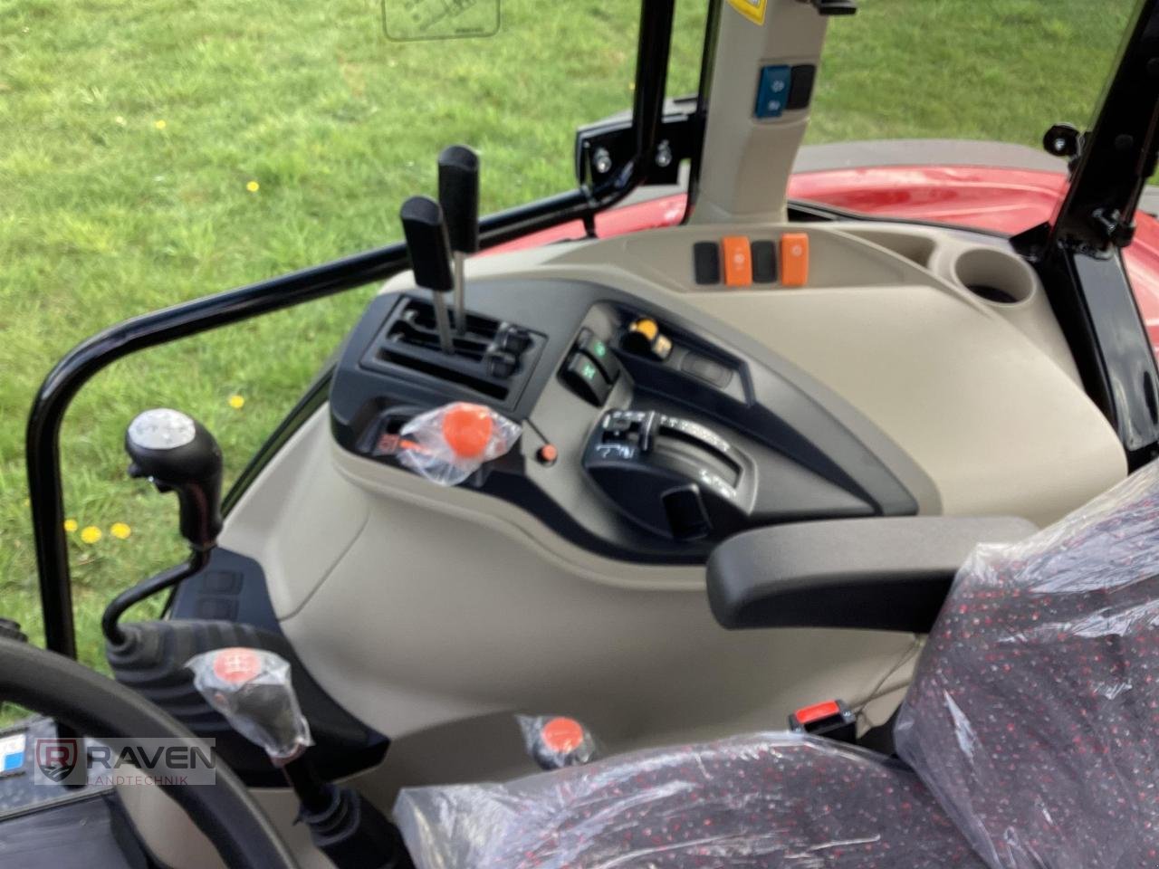 Traktor типа Massey Ferguson 4709M Cab, Neumaschine в Sulingen (Фотография 11)