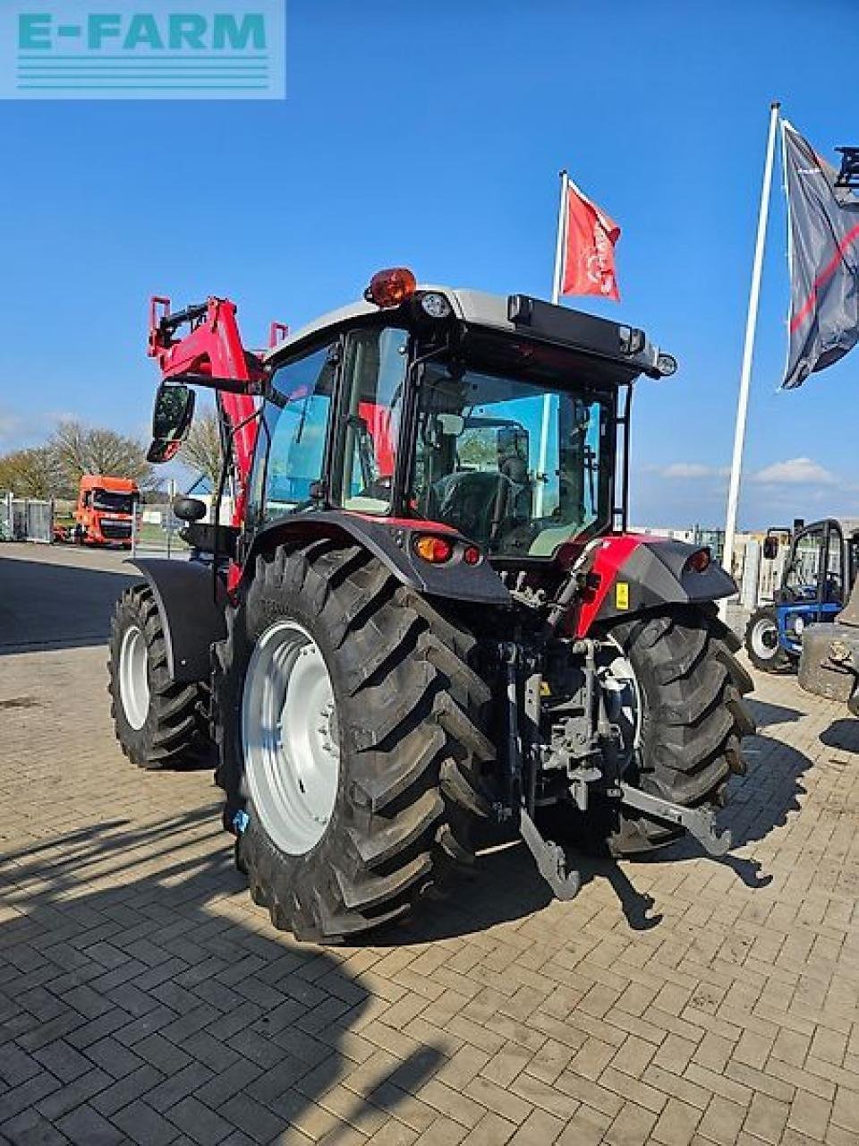 Traktor des Typs Massey Ferguson 4709m dyna-2, Gebrauchtmaschine in STAPEL (Bild 7)
