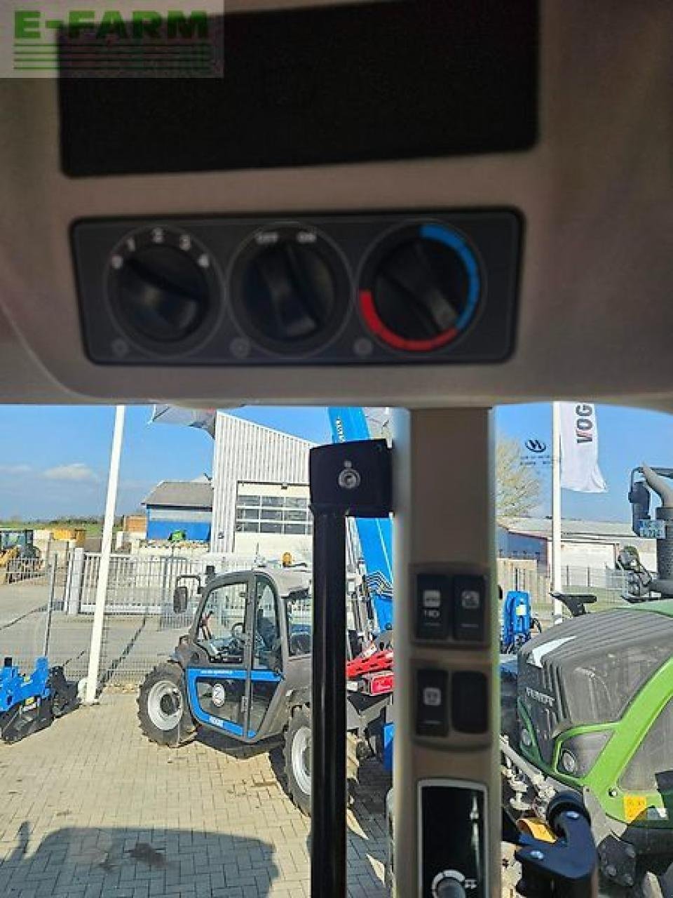 Traktor des Typs Massey Ferguson 4709m dyna-2, Gebrauchtmaschine in STAPEL (Bild 11)