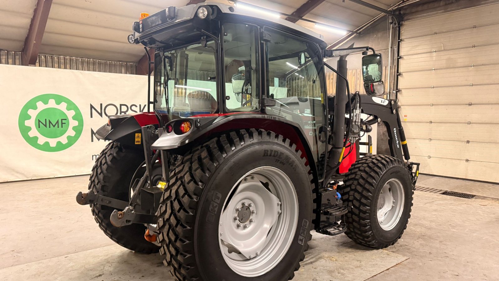 Traktor van het type Massey Ferguson 4710M, Gebrauchtmaschine in Ølen (Foto 5)
