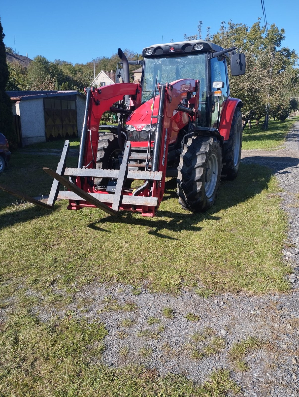 Traktor of the type Massey Ferguson 5410, Gebrauchtmaschine in Budetsko (Picture 2)