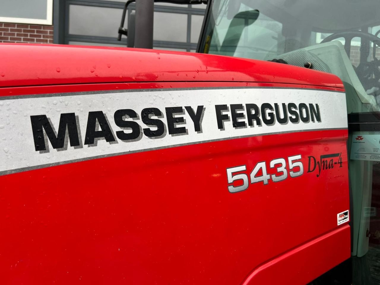 Traktor des Typs Massey Ferguson 5435 Dyna-4, Gebrauchtmaschine in Giessenburg (Bild 10)