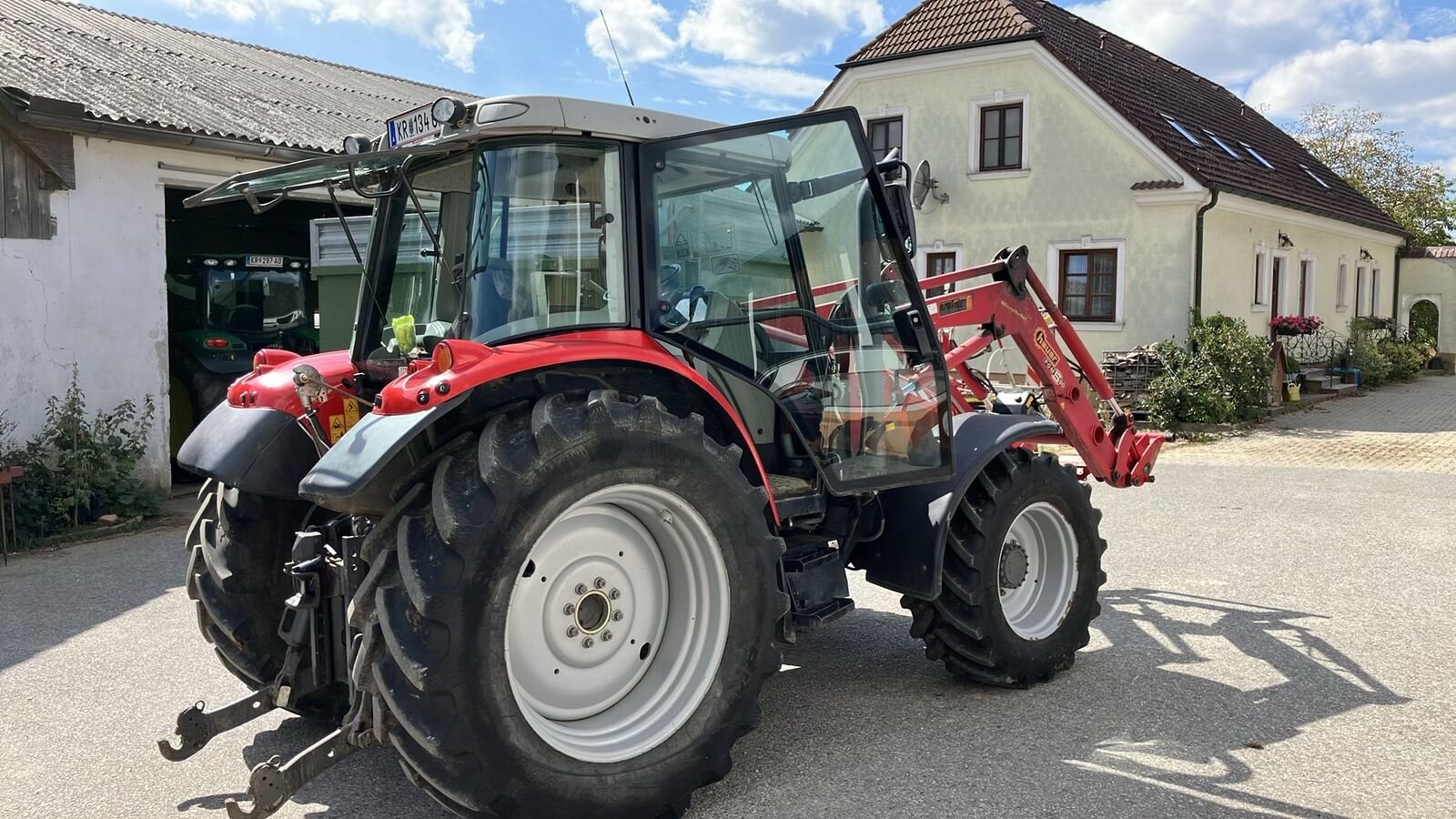 Traktor Türe ait Massey Ferguson 5435 Dyna 4, Gebrauchtmaschine içinde Zwettl (resim 3)