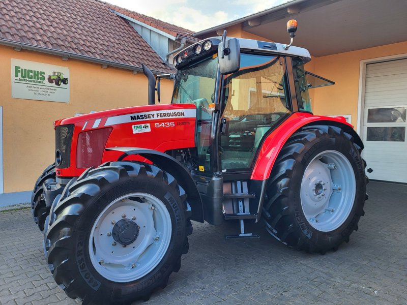 Traktor des Typs Massey Ferguson 5435 Dyna4 Top-Zustand, Gebrauchtmaschine in Laaber (Bild 1)