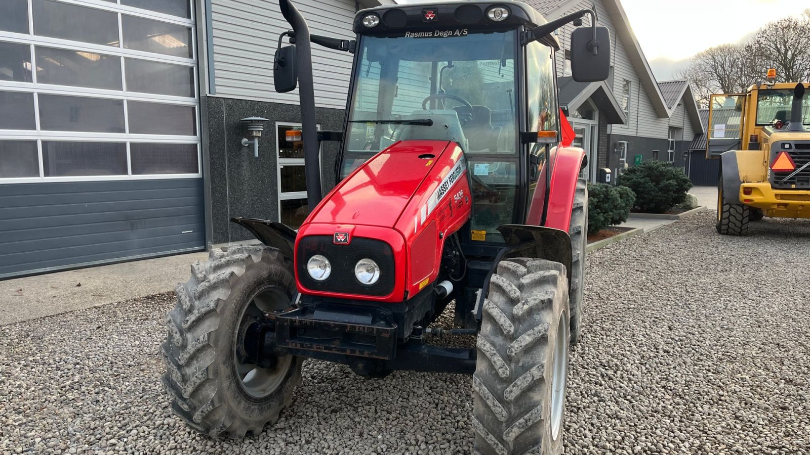 Traktor del tipo Massey Ferguson 5435 Stepnose med utrolig godt udsyn. Dyna 4. Handy velholdt traktor, Gebrauchtmaschine en Lintrup (Imagen 10)