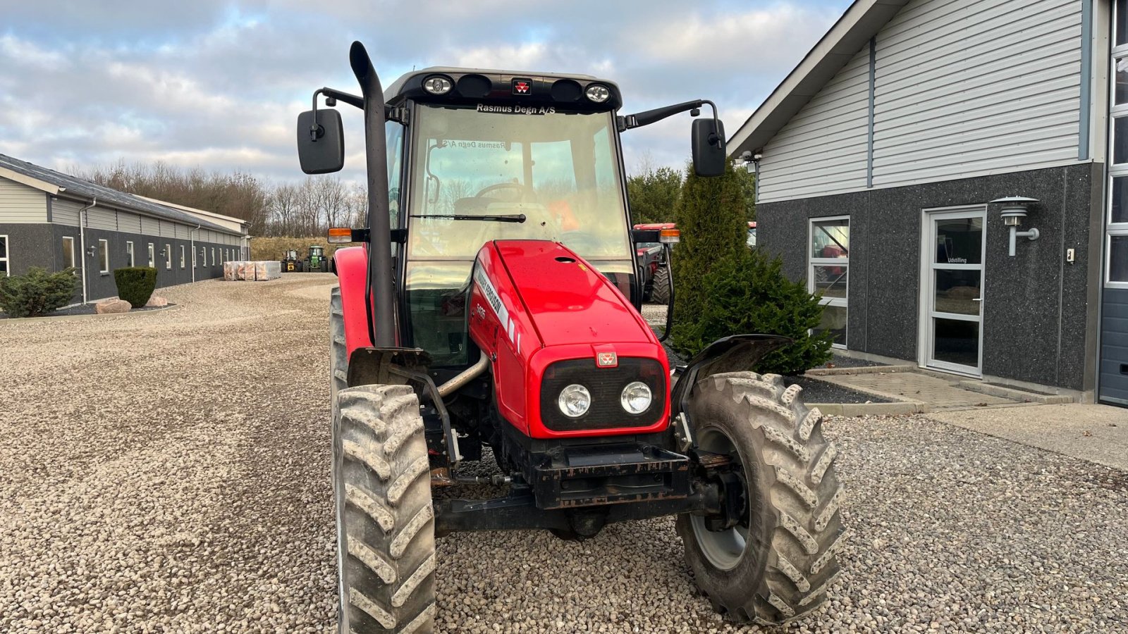 Traktor del tipo Massey Ferguson 5435 Stepnose med utrolig godt udsyn. Dyna 4. Handy velholdt traktor, Gebrauchtmaschine en Lintrup (Imagen 18)