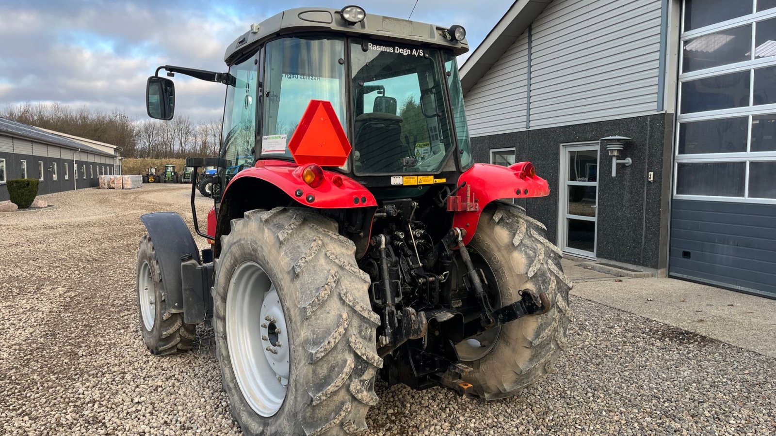 Traktor del tipo Massey Ferguson 5435 Stepnose med utrolig godt udsyn. Dyna 4. Handy velholdt traktor, Gebrauchtmaschine en Lintrup (Imagen 12)