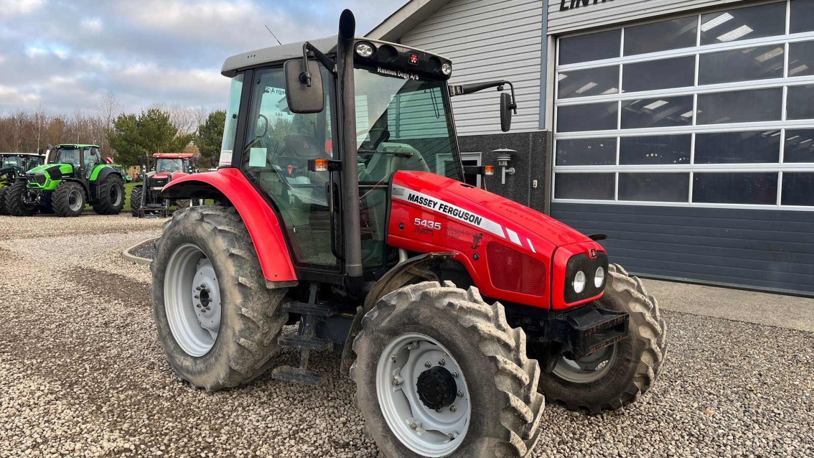 Traktor del tipo Massey Ferguson 5435 Stepnose med utrolig godt udsyn. Dyna 4. Handy velholdt traktor, Gebrauchtmaschine en Lintrup (Imagen 16)