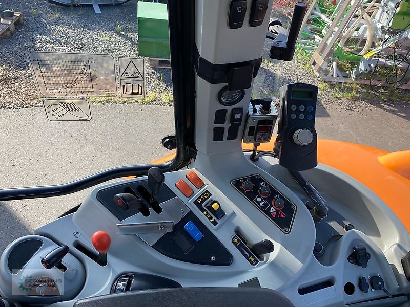 Traktor typu Massey Ferguson 5435 Top Zustand, Gebrauchtmaschine w Prüm-Dausfeld (Zdjęcie 11)