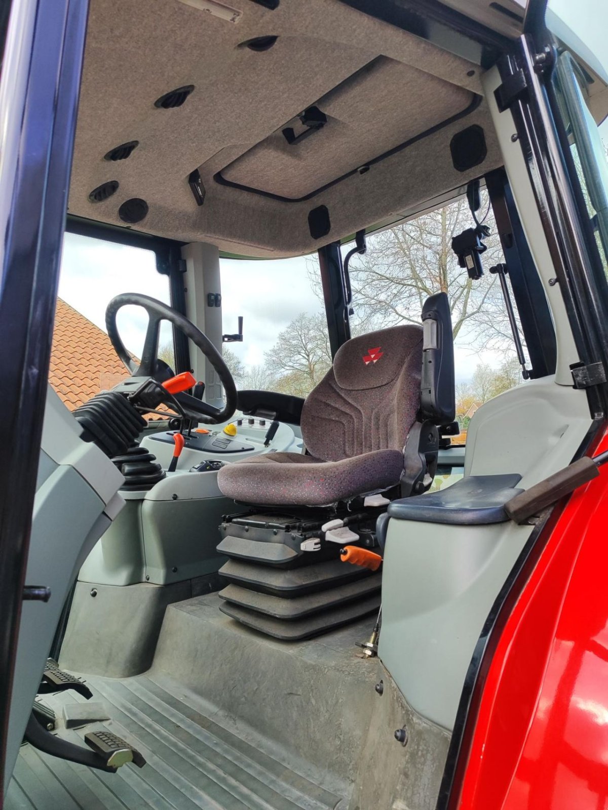 Traktor типа Massey Ferguson 5435, Gebrauchtmaschine в Rouveen (Фотография 4)