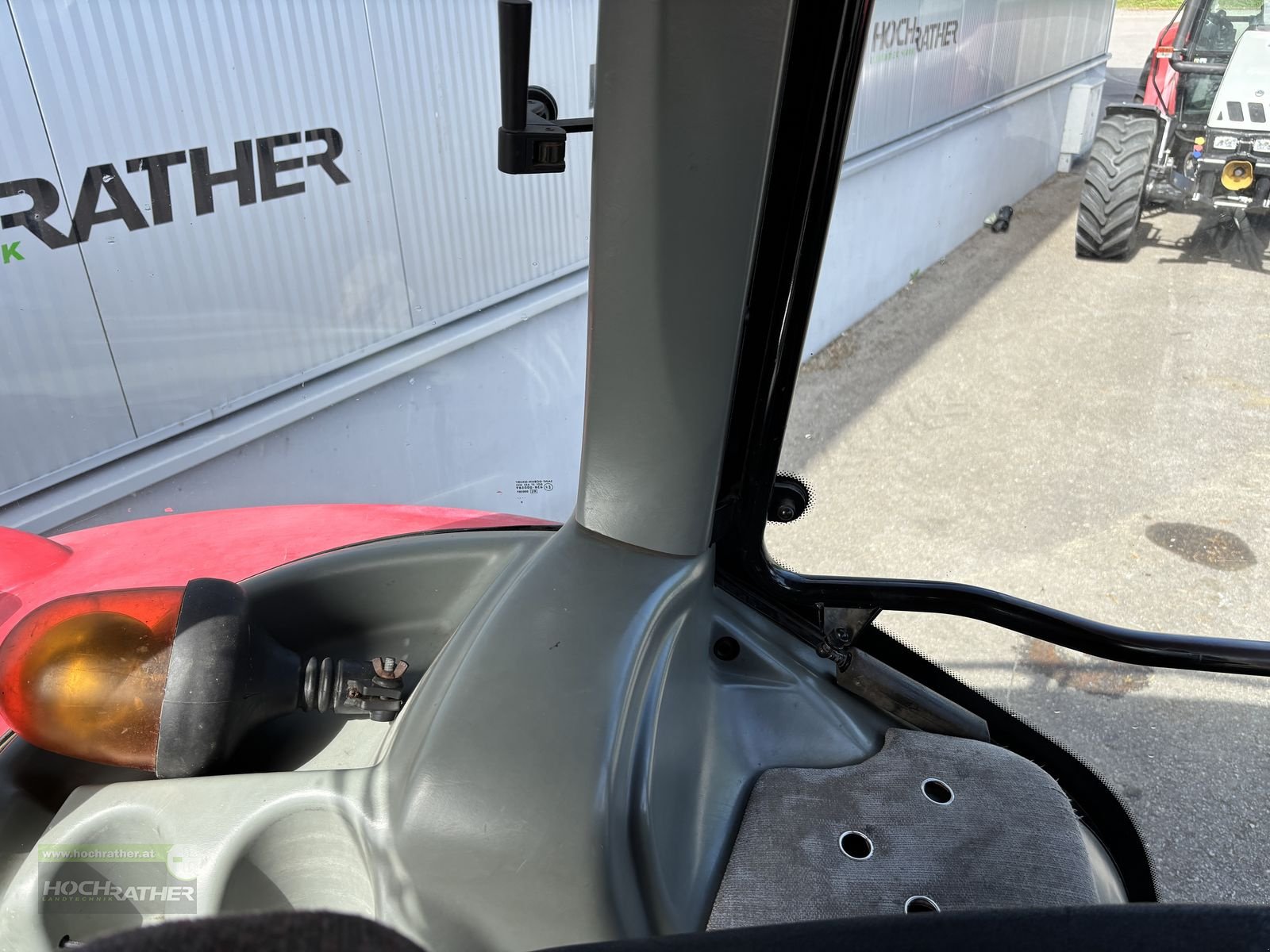 Traktor van het type Massey Ferguson 5445-4 Standard, Gebrauchtmaschine in Kronstorf (Foto 17)