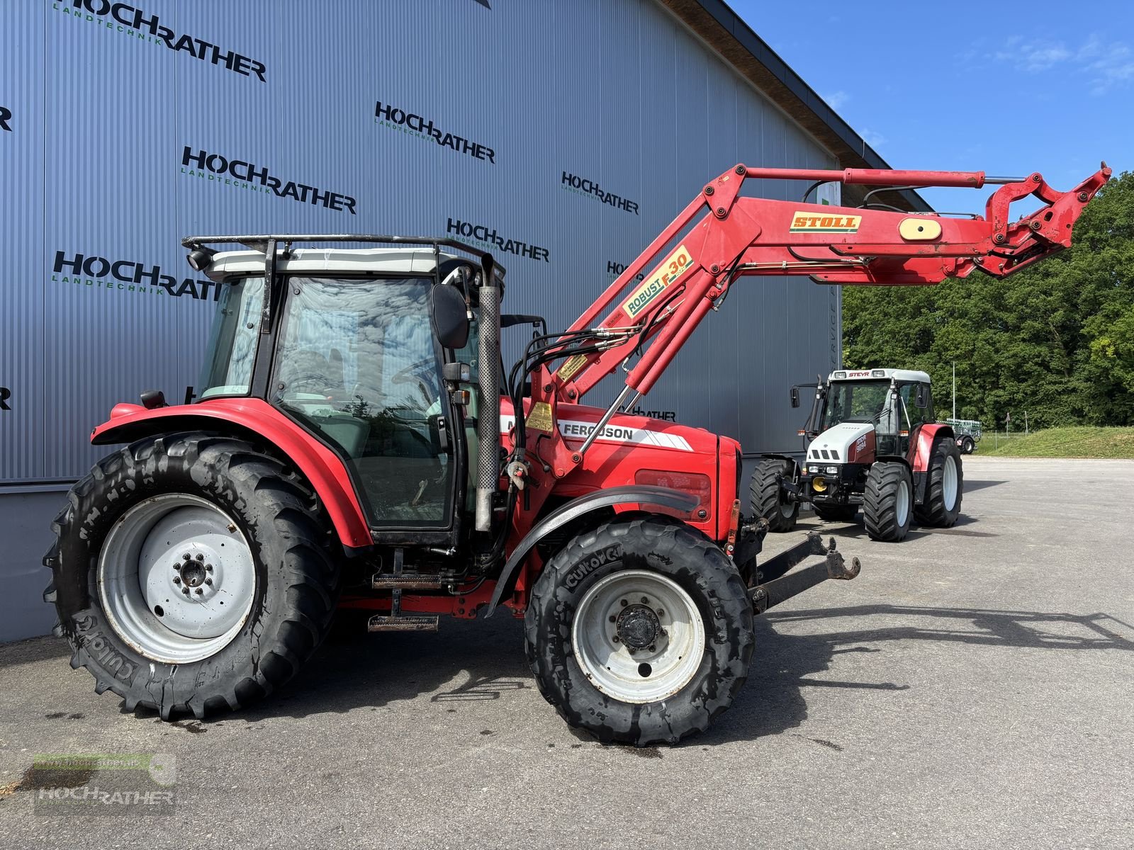 Traktor van het type Massey Ferguson 5445-4 Standard, Gebrauchtmaschine in Kronstorf (Foto 3)