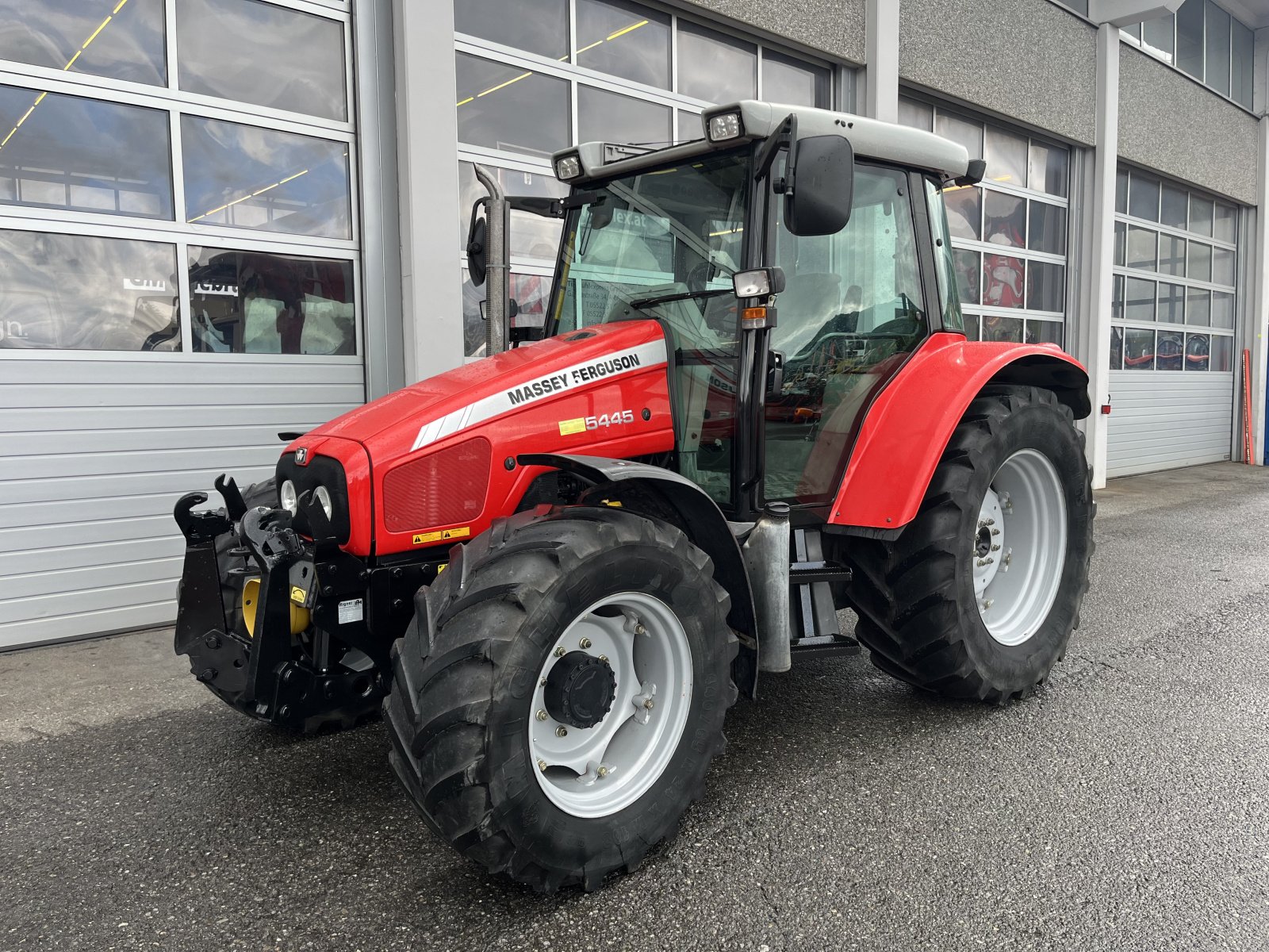 Traktor typu Massey Ferguson 5445-4, Gebrauchtmaschine v Frastanz (Obrázek 1)