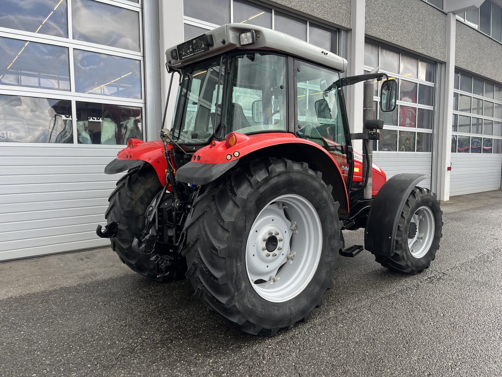 Traktor typu Massey Ferguson 5445-4, Gebrauchtmaschine v Frastanz (Obrázek 4)