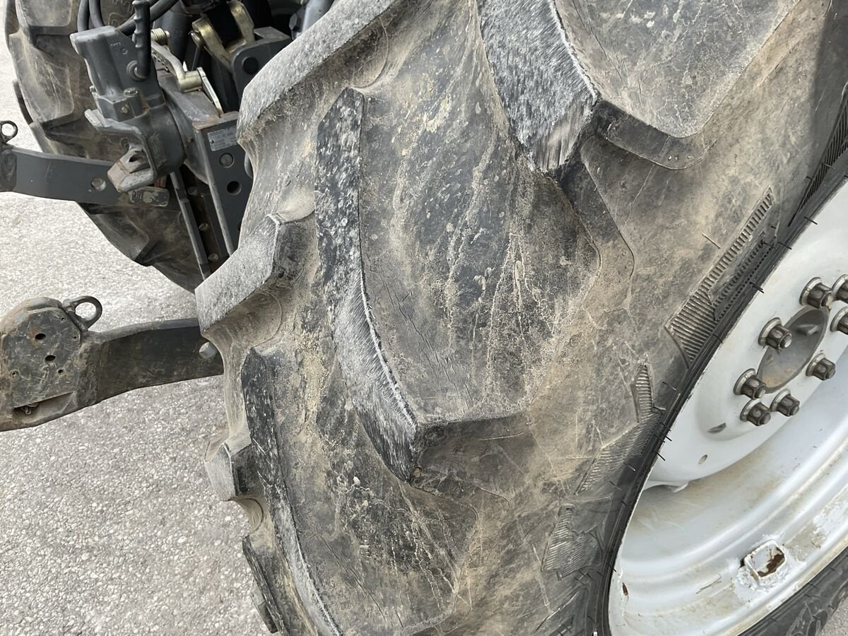 Traktor типа Massey Ferguson 5445 Dyna 4 Euroline, Gebrauchtmaschine в Zwettl (Фотография 17)