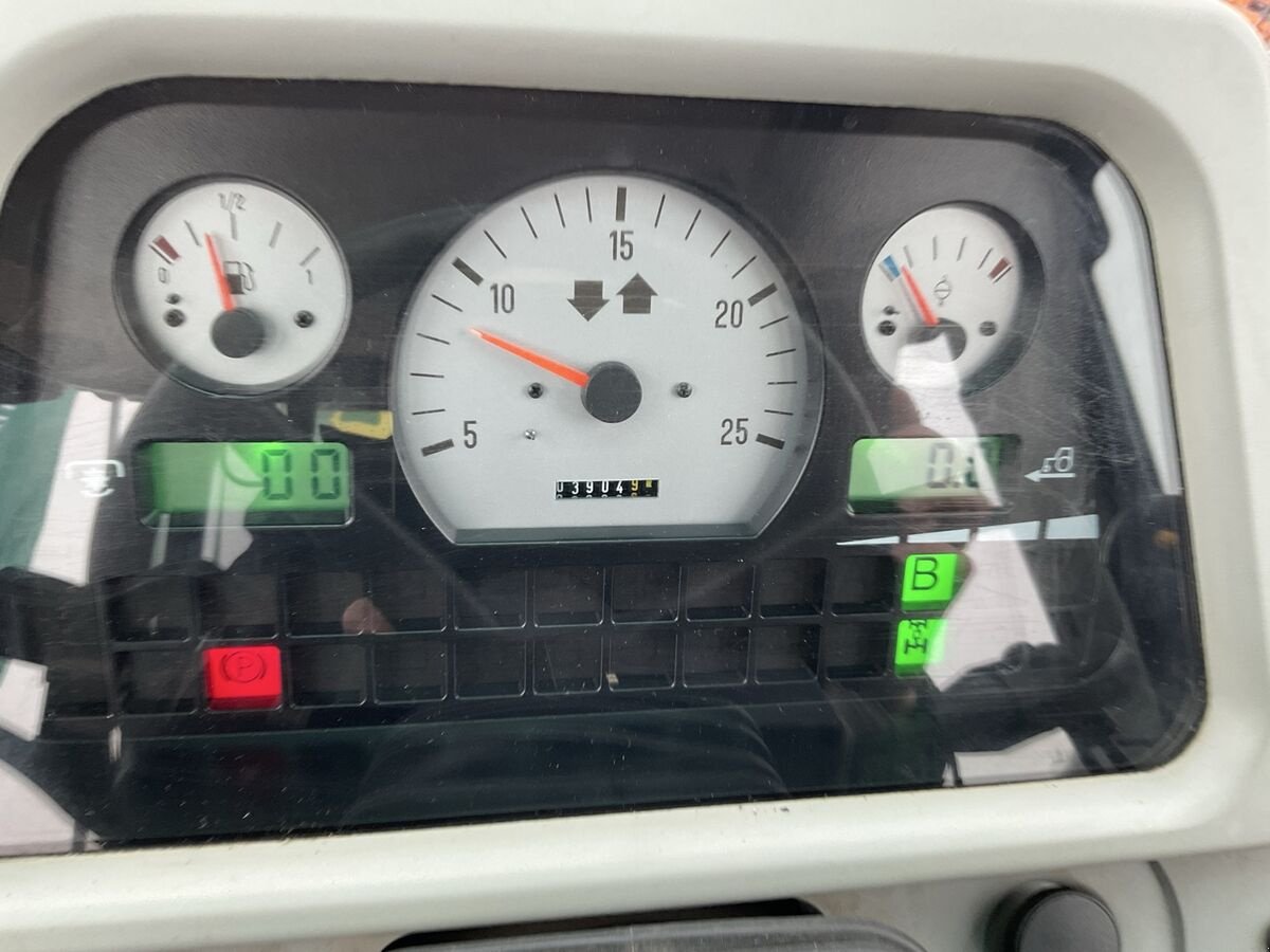 Traktor типа Massey Ferguson 5445 Dyna 4 Euroline, Gebrauchtmaschine в Zwettl (Фотография 12)