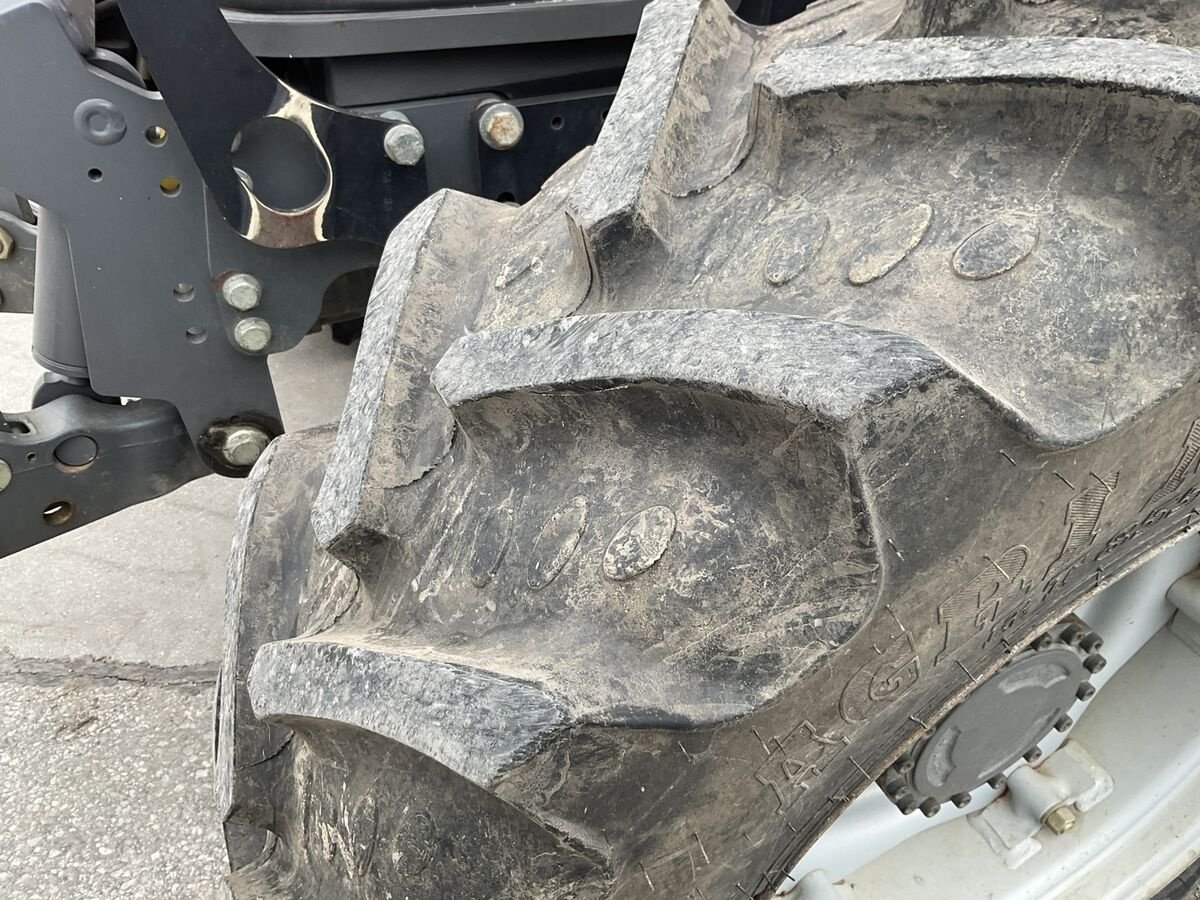 Traktor типа Massey Ferguson 5445 Dyna 4 Euroline, Gebrauchtmaschine в Zwettl (Фотография 19)