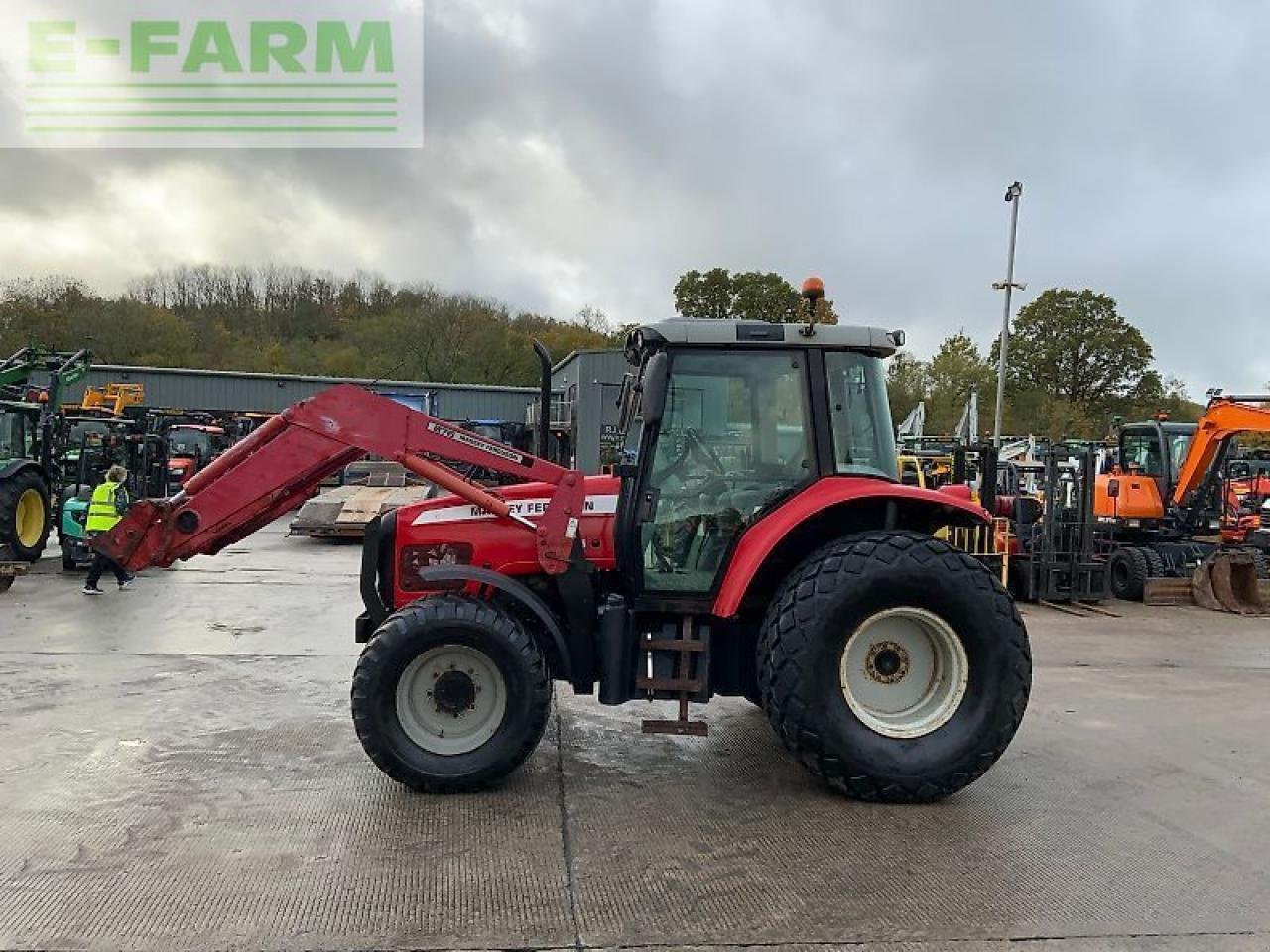 Traktor des Typs Massey Ferguson 5445 tractor (st25029), Gebrauchtmaschine in SHAFTESBURY (Bild 7)