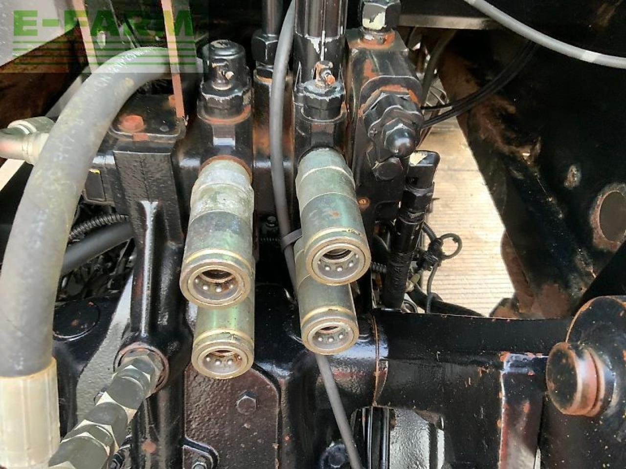 Traktor des Typs Massey Ferguson 5445 tractor (st25029), Gebrauchtmaschine in SHAFTESBURY (Bild 15)