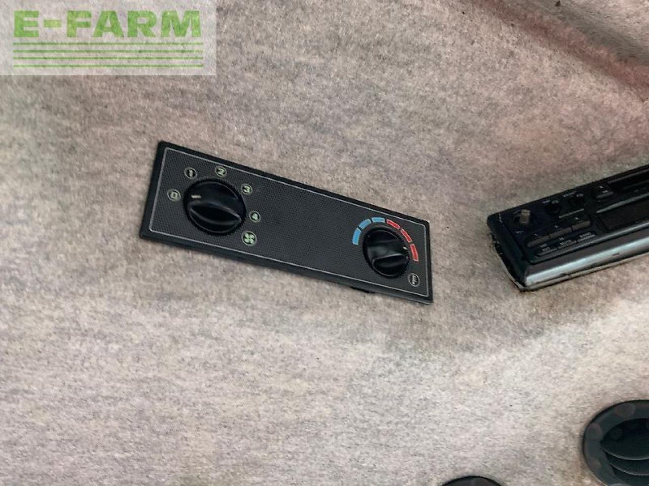 Traktor des Typs Massey Ferguson 5445 tractor (st25029), Gebrauchtmaschine in SHAFTESBURY (Bild 21)