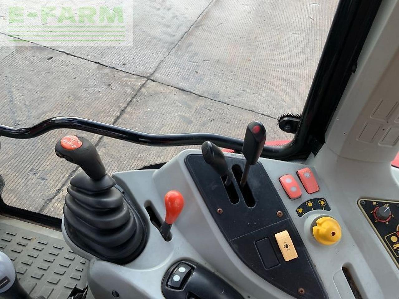 Traktor des Typs Massey Ferguson 5445 tractor (st25029), Gebrauchtmaschine in SHAFTESBURY (Bild 22)